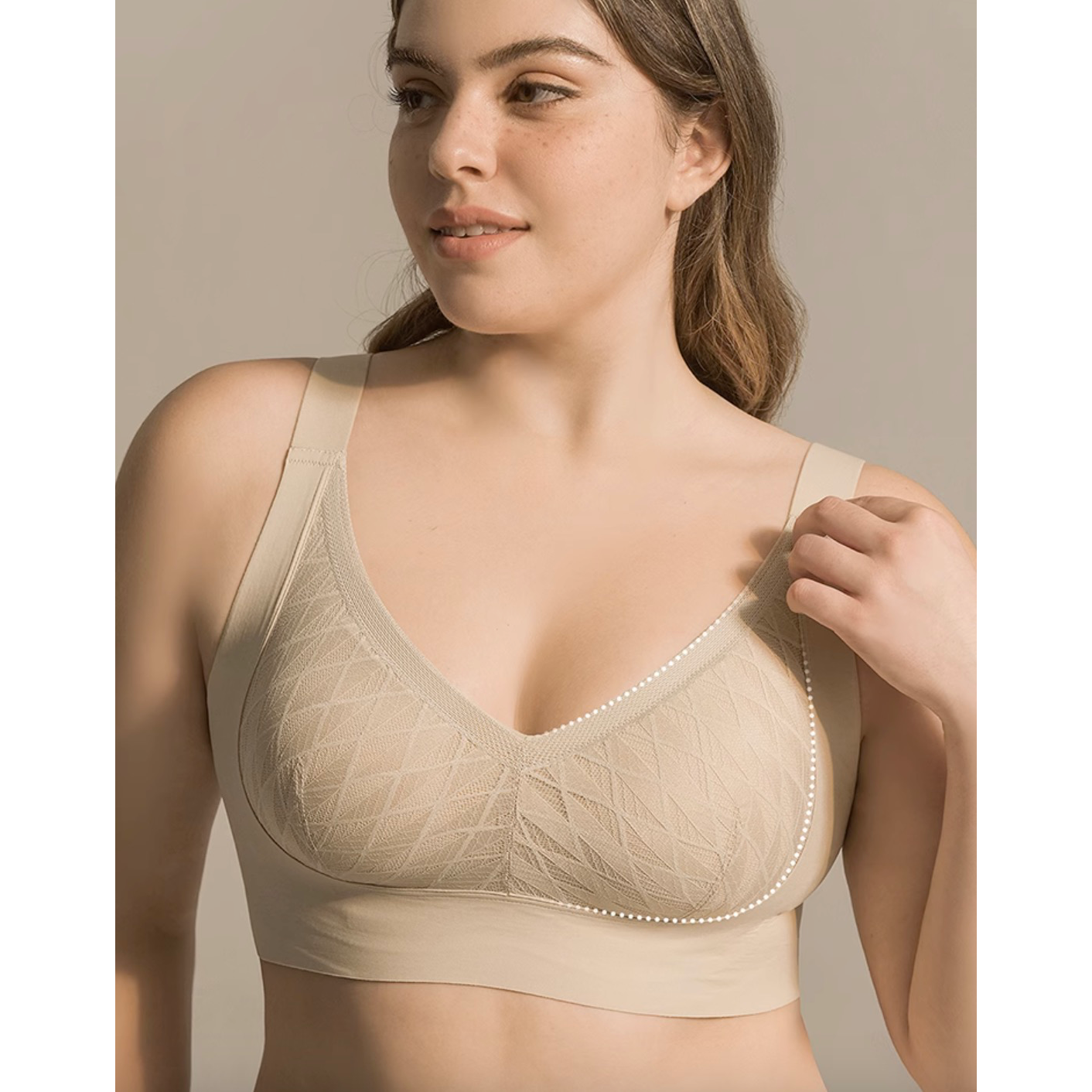 Sylvia Wireless Lace Minimiser Bra