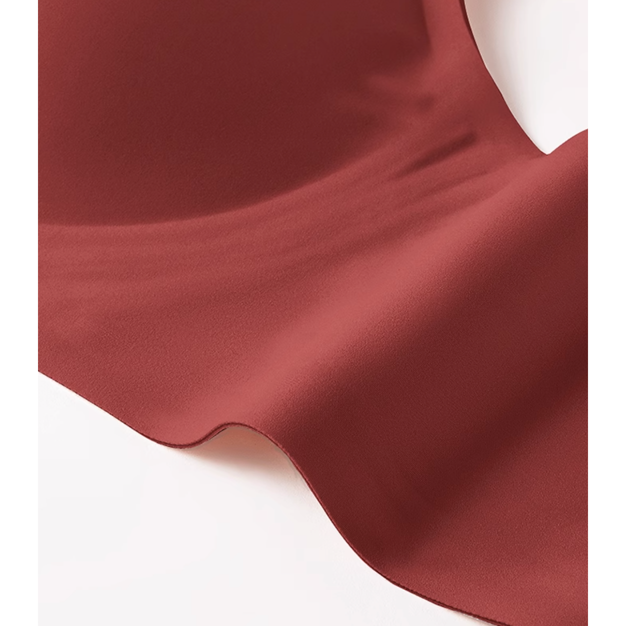 Rene Wireless Plunge Minimiser Bra in Creme