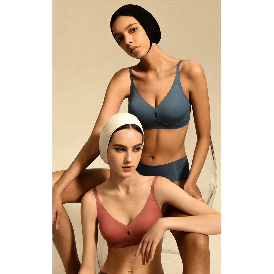 Nina Hollow Out Wireless Bra in Indigo